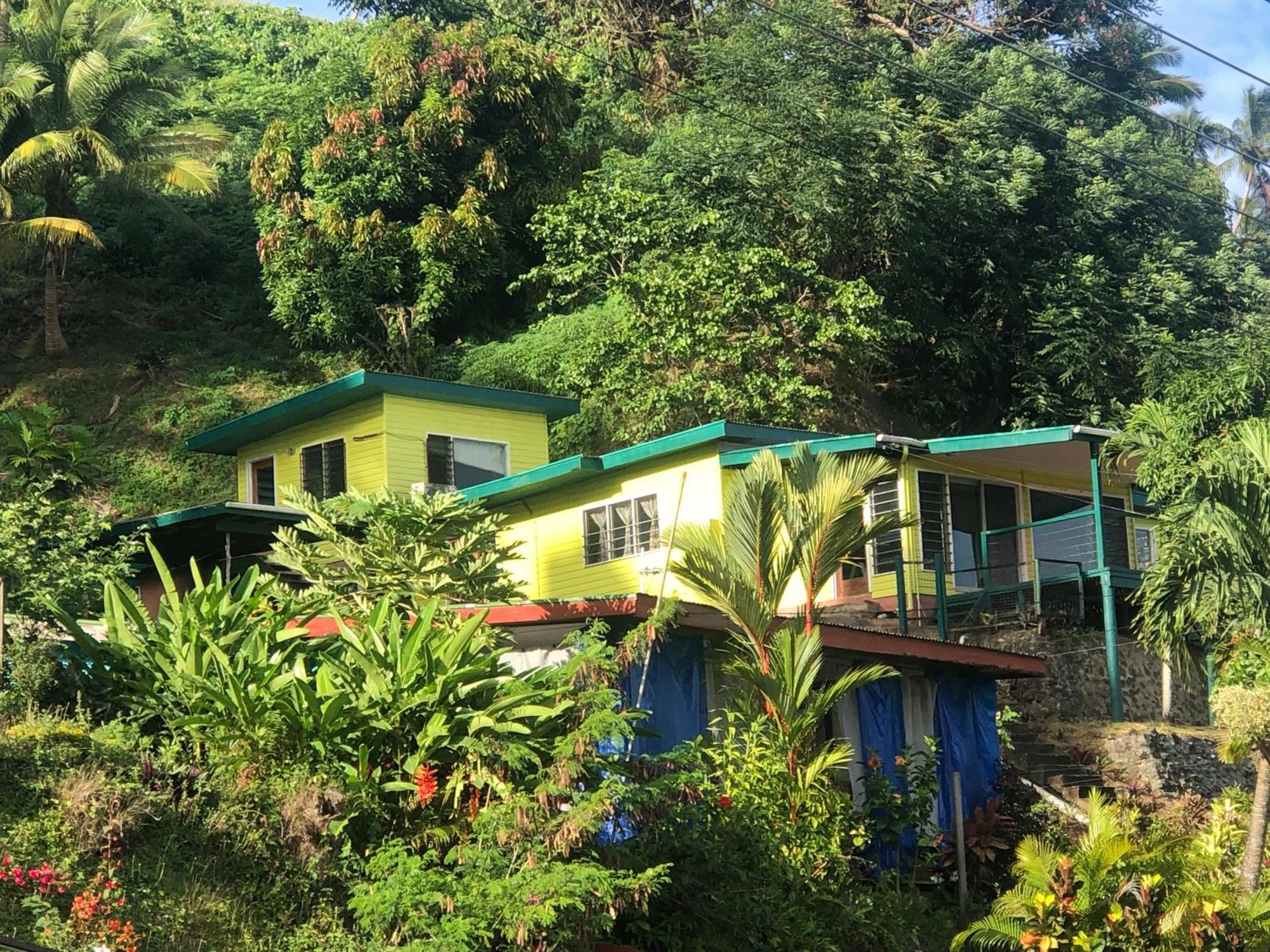 Limericks By The Sea Savusavu Exterior photo